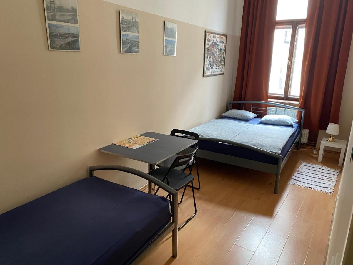 Hostel Emma Prague Extérieur photo