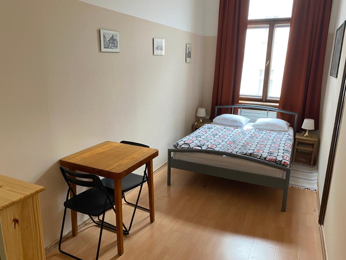 Hostel Emma Prague Extérieur photo