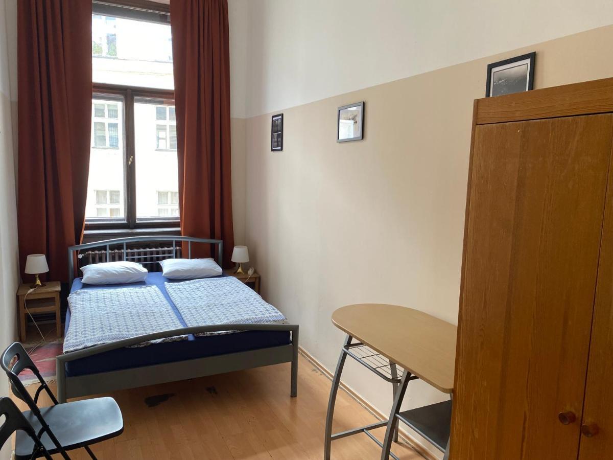 Hostel Emma Prague Extérieur photo