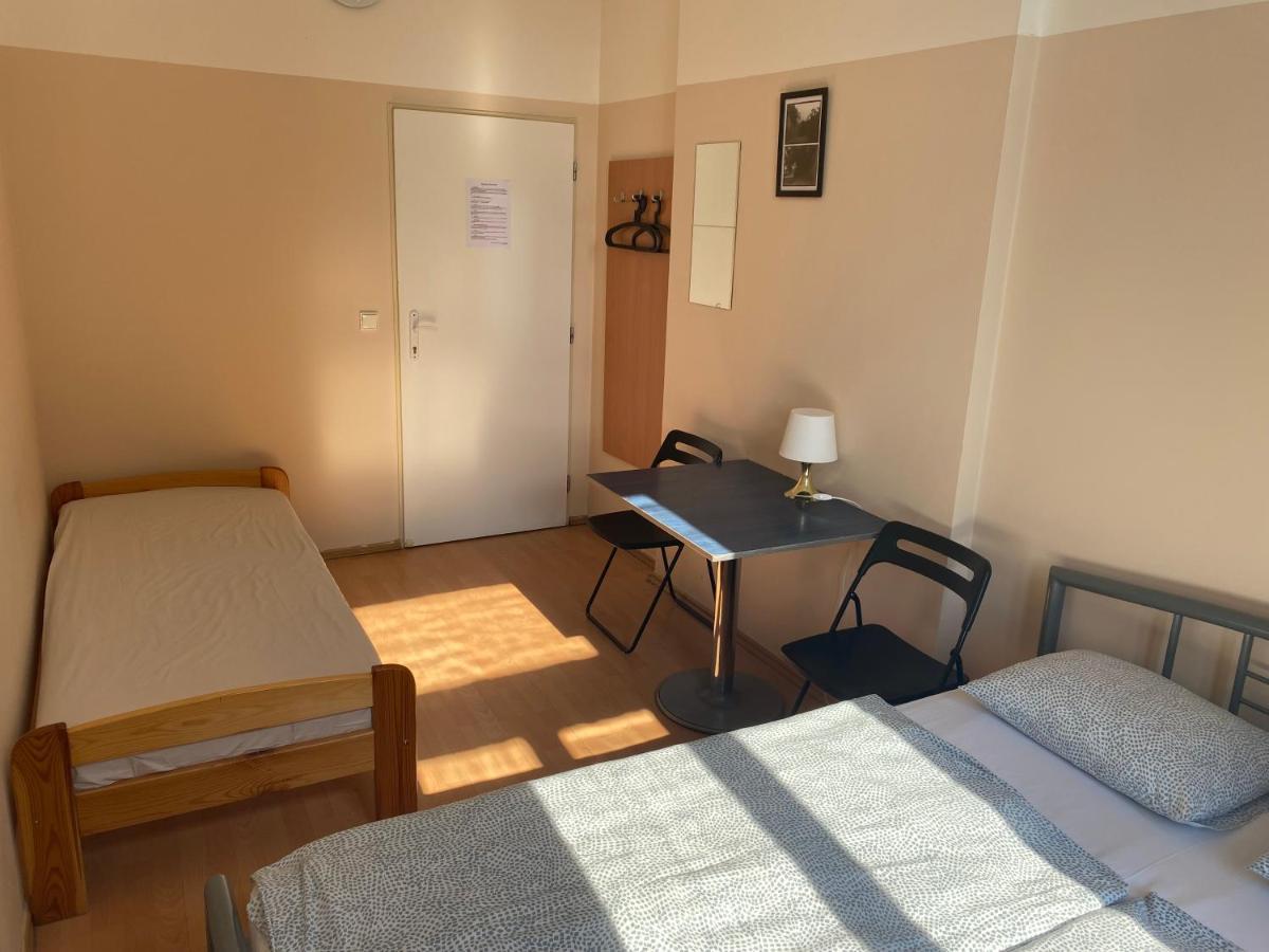Hostel Emma Prague Extérieur photo